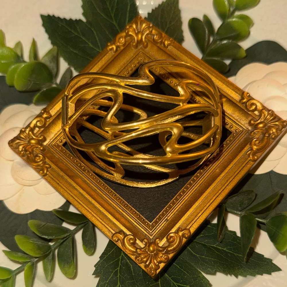 Vintage Modern Gold Tone Cuff Bracelet - Picture 16 of 16